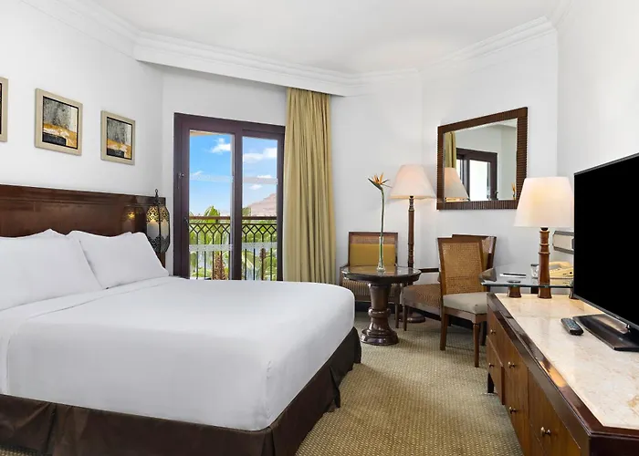 One-Bedroom King Room